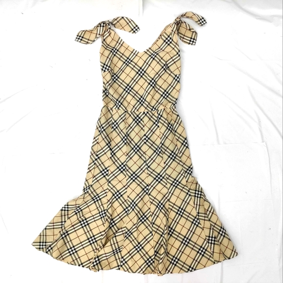 Burberry blue label dress size 38 EUC - Picture 1 of 5